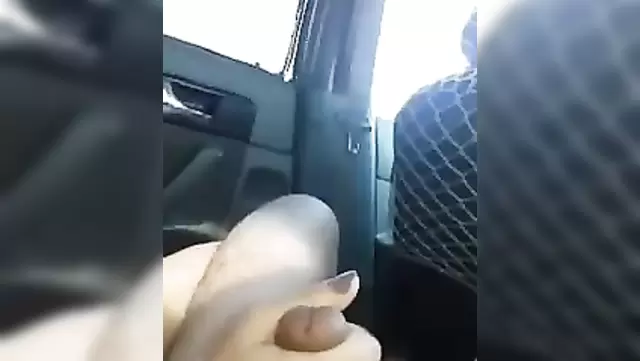 Очень нежный минет от молодой узбечки